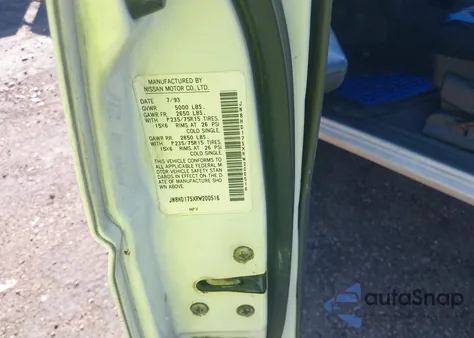 1994 Nissan Pathfinder Xe z USA, uszkodzony, nr VIN JN8HD17SXRW200516